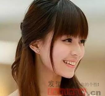 扎发教程 成人女孩视频,打造时尚成人女孩发型视频攻略